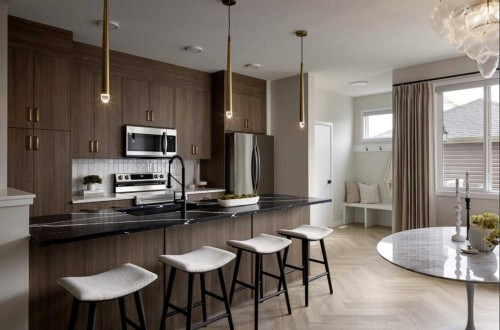 860 Sora Boulevard Se, Calgary, AB 