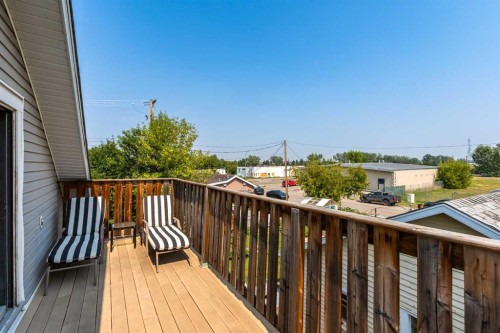 334 4 Avenue Se, High River, AB 