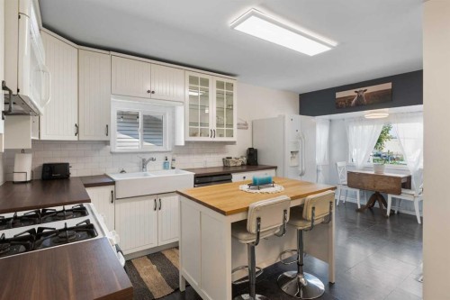 334 4 Avenue Se, High River, AB 