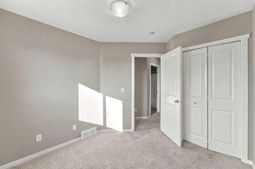19 Savanna Street Ne, Calgary, AB 
