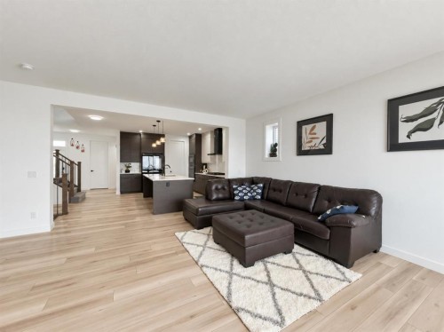 72 Calhoun View Ne, Calgary, AB 
