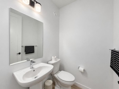 72 Calhoun View Ne, Calgary, AB 