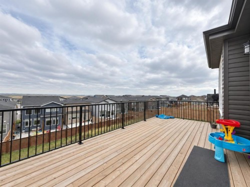 72 Calhoun View Ne, Calgary, AB 