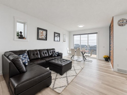 72 Calhoun View Ne, Calgary, AB 