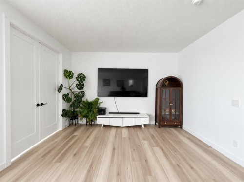 72 Calhoun View Ne, Calgary, AB 