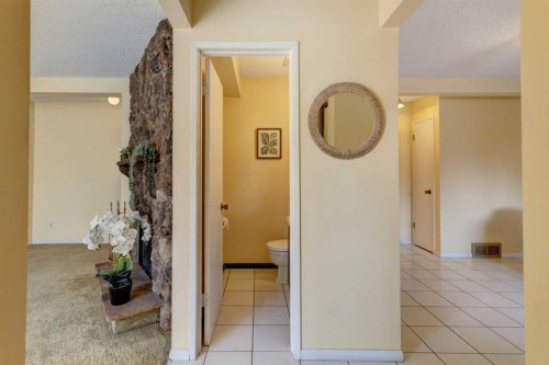 12-740 Bracewood Drive Sw, Calgary, AB 