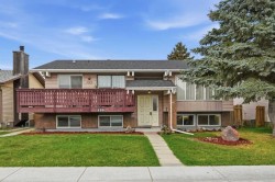 155 Templevale Road NE Calgary, AB T1Y 4V9