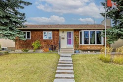 148 Marwood Circle NE Calgary, AB T2A 2S2