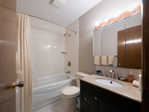 1620 47 Street Sw, Calgary, AB 