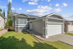 28 Harvest Oak Drive NE Calgary, AB T3K 4E2