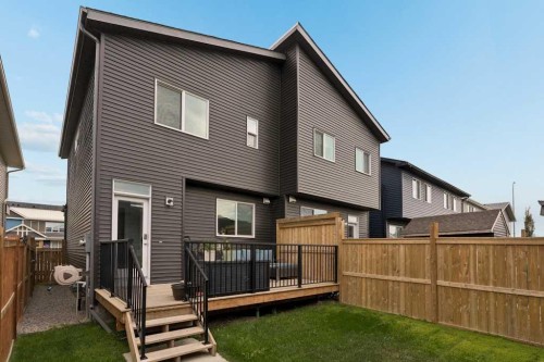 39 Howse Rise Ne, Calgary, AB 