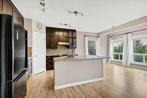 92 Everhollow Way Sw, Calgary, AB 