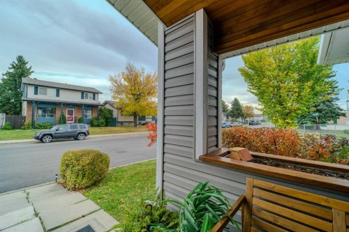 4035 Fonda Way Se, Calgary, AB 