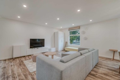 4035 Fonda Way Se, Calgary, AB 