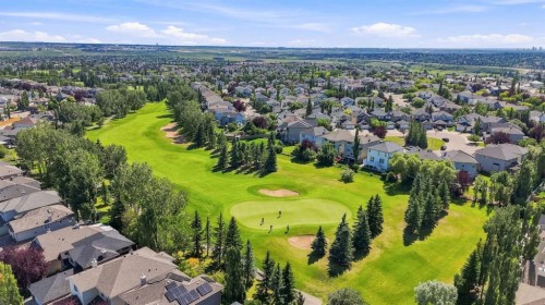 230 Panamount Grove Nw, Calgary, AB 