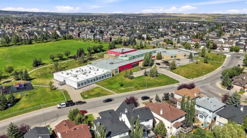 230 Panamount Grove Nw, Calgary, AB 