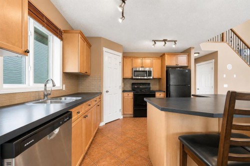 230 Panamount Grove Nw, Calgary, AB 