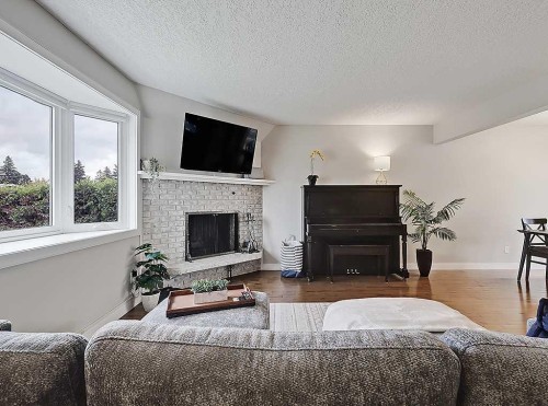 325 Whitney Crescent Se, Calgary, AB 