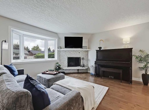 325 Whitney Crescent Se, Calgary, AB 