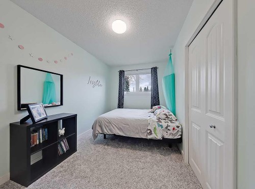 325 Whitney Crescent Se, Calgary, AB 