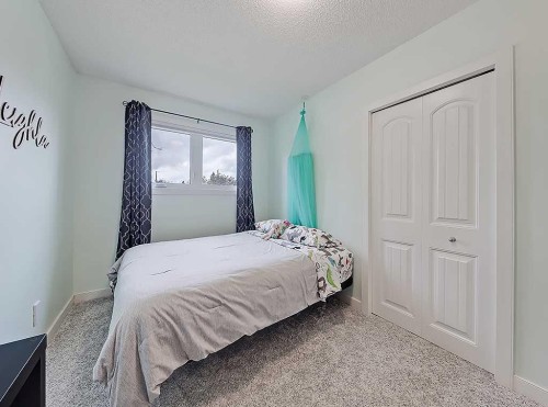 325 Whitney Crescent Se, Calgary, AB 