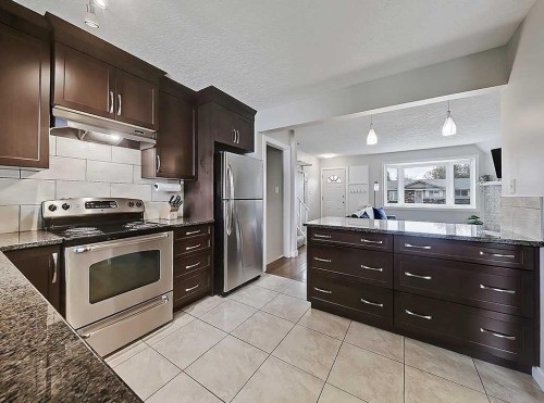 325 Whitney Crescent Se, Calgary, AB 