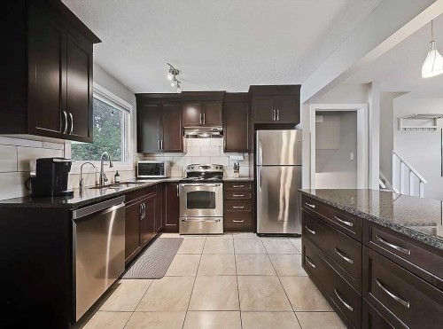 325 Whitney Crescent Se, Calgary, AB 