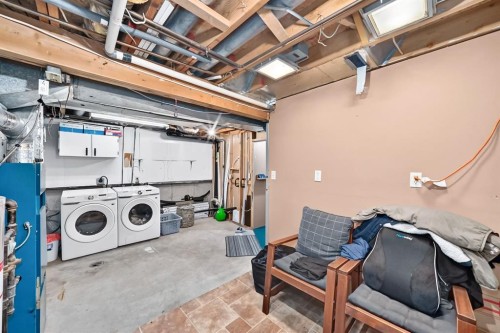 40 Falconridge Close Ne, Calgary, AB 