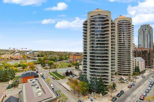 1012-1111 6 Avenue SW Calgary, AB T2P 5M5