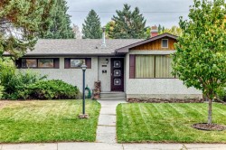 2022 Redwood Crescent SE Calgary, AB T2B 1R7