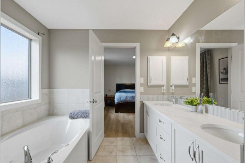 887 Auburn Bay Boulevard Se, Calgary, AB 