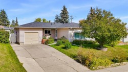 704 75 Avenue SW Calgary, AB T2V 0S3
