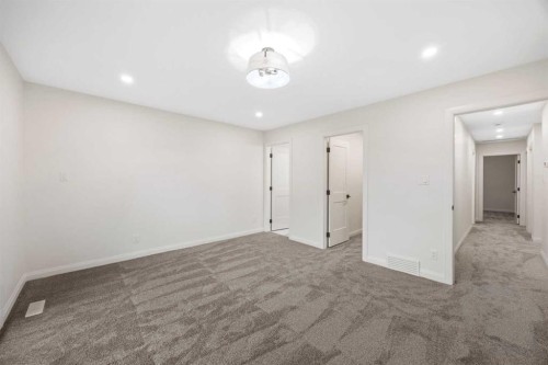 124 Canterbury Drive Sw, Calgary, AB 