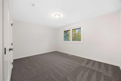 124 Canterbury Drive Sw, Calgary, AB 