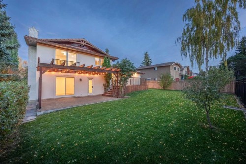 124 Canterbury Drive Sw, Calgary, AB 