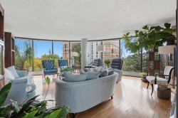 354-7030 Coach Hill Road SW Calgary, AB T3H 1E4