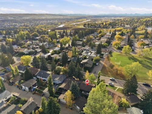 256 Silverview Way Nw, Calgary, AB 