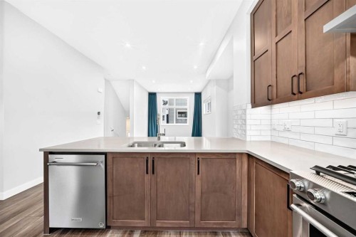150 Les Jardins Park Se, Calgary, AB 