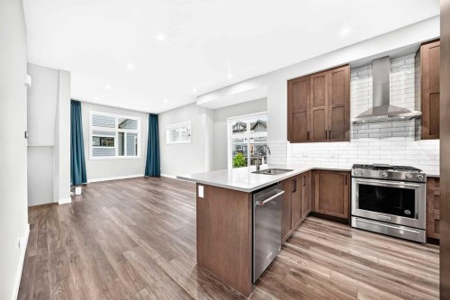150 Les Jardins Park Se, Calgary, AB 