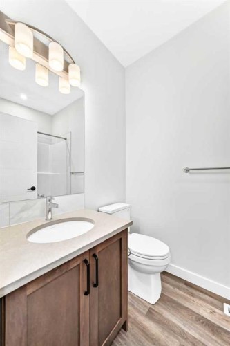 150 Les Jardins Park Se, Calgary, AB 