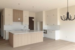 145 Creekstone Hill SW Calgary, AB T2X 5G6
