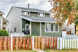 5824 22 Avenue NE Calgary, AB T1Y 4P7