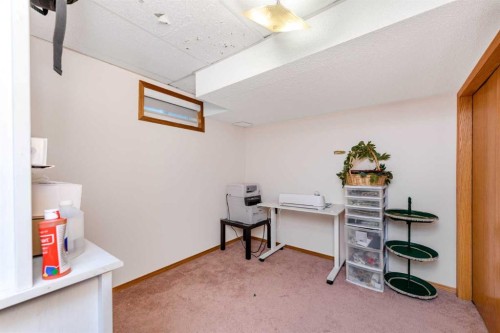 119 Pasadena Green Ne, Calgary, AB 