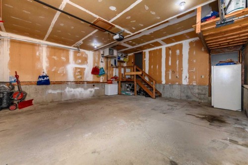 119 Pasadena Green Ne, Calgary, AB 