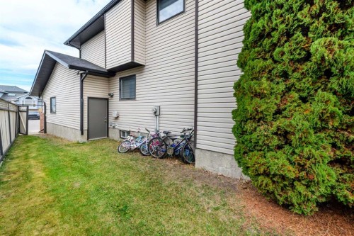 119 Pasadena Green Ne, Calgary, AB 
