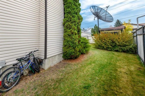 119 Pasadena Green Ne, Calgary, AB 