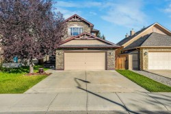 247 Crystal Shores Drive Okotoks, AB T1S 2C5