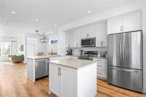 43 Masters Square Se, Calgary, AB 