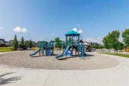 43 Masters Square Se, Calgary, AB 