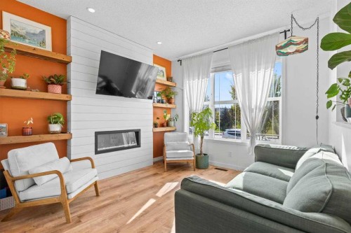 43 Masters Square Se, Calgary, AB 